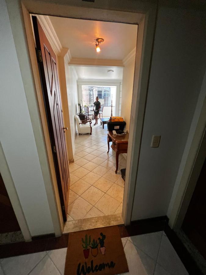 Apartamento Para Temporada Apartment Guarapari Bagian luar foto